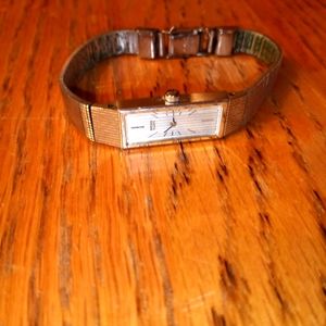 Ladies rectangular watch